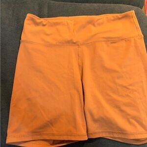 Old Navy Women's Powersoft 6 inch Bike Shorts Warm Taupe